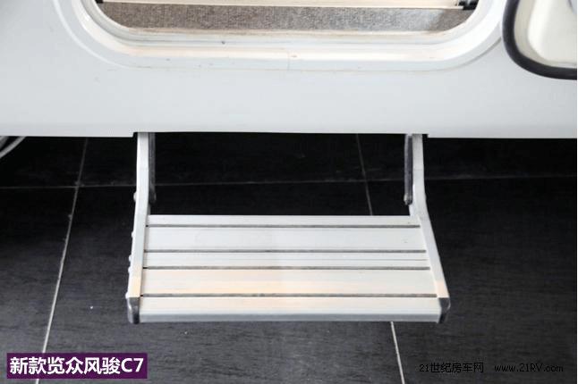 改款不止于顏值 新舊款覽眾C7對(duì)比簡(jiǎn)評(píng) 改款不止于顏值 新舊款覽眾C7對(duì)比簡(jiǎn)評(píng)