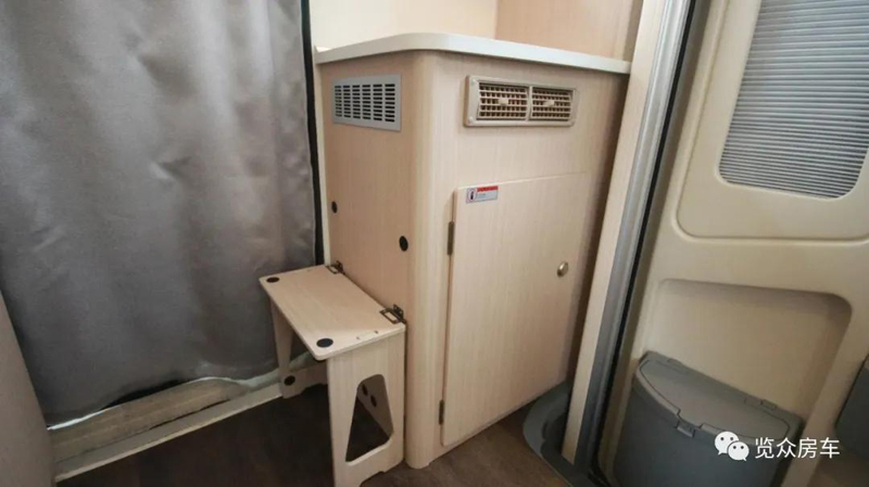 覽眾C7-C房車(chē) 覽眾C7-C房車(chē)