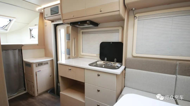 覽眾C7-C房車(chē) 覽眾C7-C房車(chē)