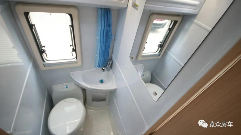 覽眾C7-C房車(chē) 覽眾C7-C房車(chē)