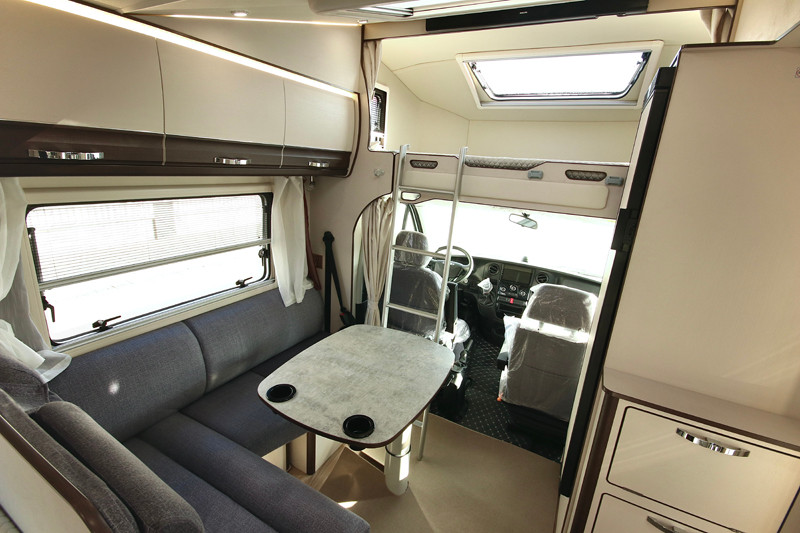 幸運(yùn)四葉草房車，旅行更舒適選擇