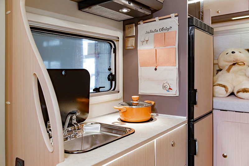 房車是如何實(shí)現(xiàn)旅行的日常生活的 房車是如何實(shí)現(xiàn)旅行的日常生活的