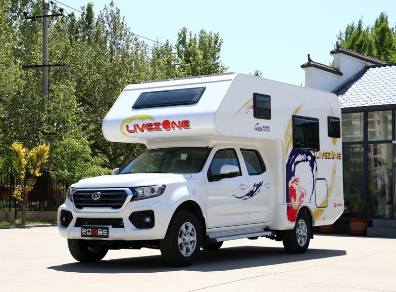 四驅(qū)、兩張超大床人床的房車，看這款