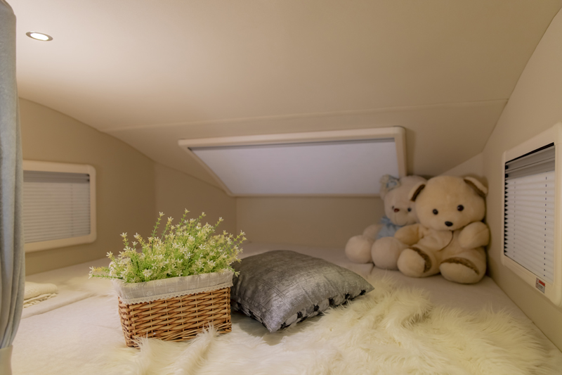 不僅僅動力好，還有上下鋪的房車