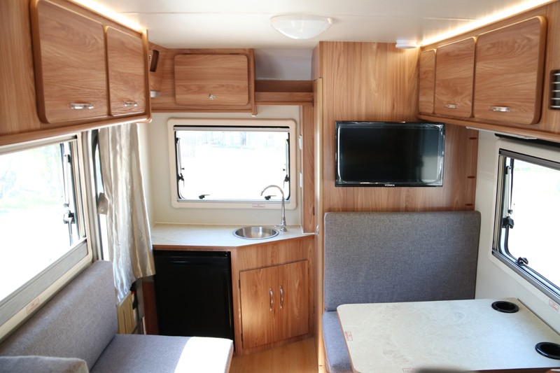 這個房車優(yōu)惠只有兩臺，力度還挺大