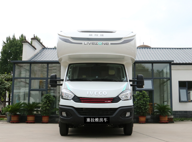 要大空間也更舒適，這樣的房車很棒