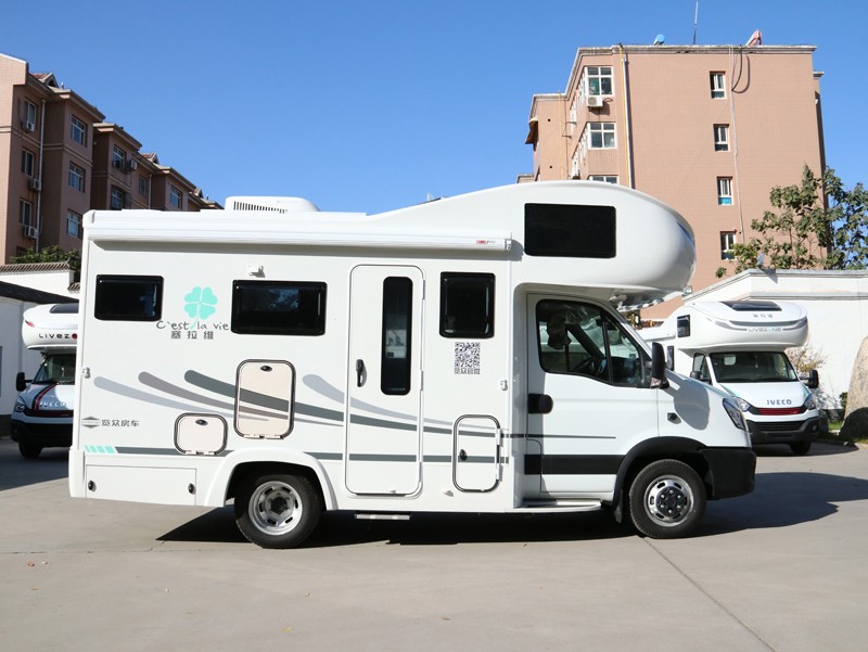 2021年選房車，自動檔、大空間、國六