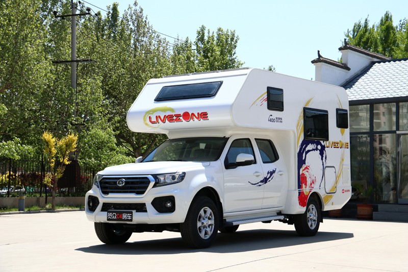 房車旅行，面對(duì)復(fù)雜路況四驅(qū)是必選