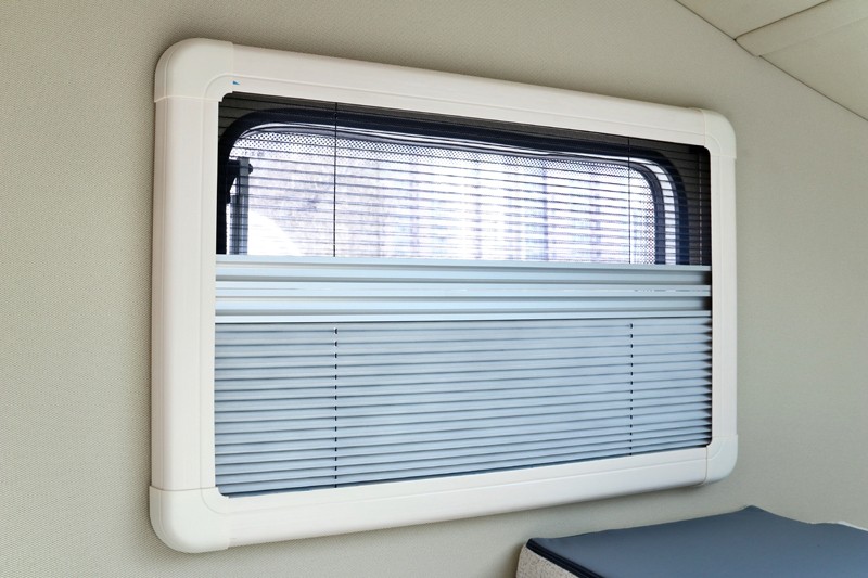 這款房車，勁大省油還是四驅(qū)房車