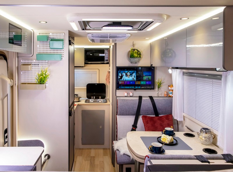 自動(dòng)檔四驅(qū)房車這款很可以 自動(dòng)檔四驅(qū)房車這款很可以