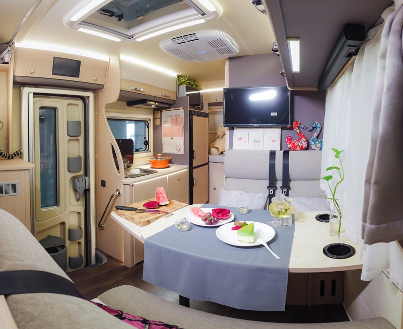 藍(lán)牌C本能開，30萬以內(nèi)的房車推薦