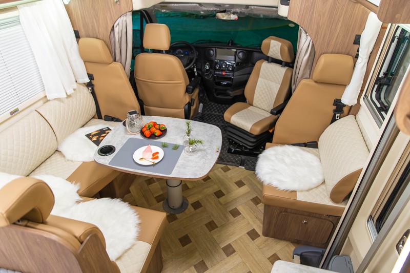 品質(zhì)、安全、舒適、空間，這款房車沒得挑