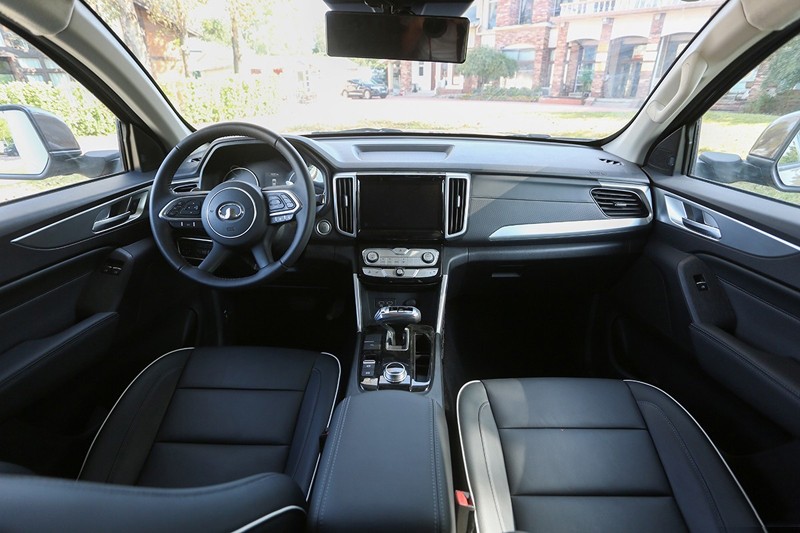 入座舒適，躺平更美，與“炮”結(jié)伴而行