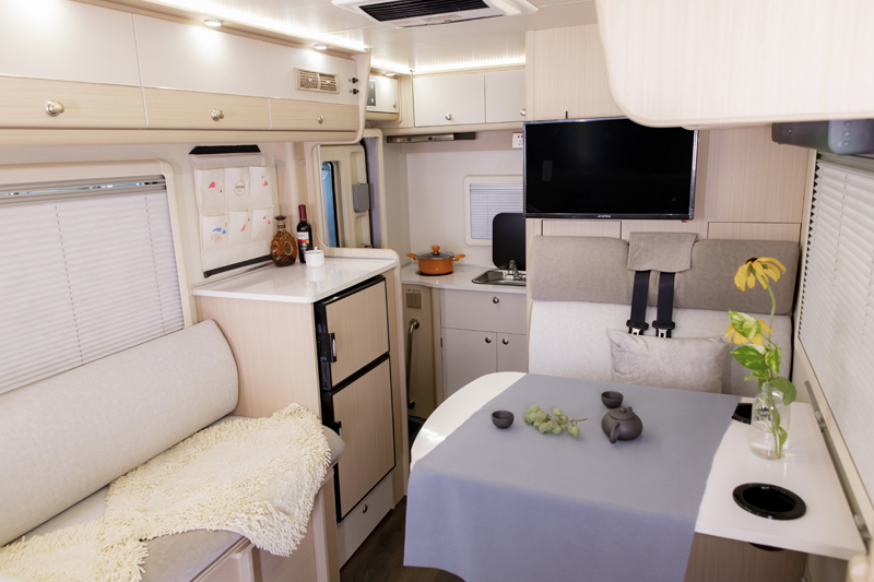 有四驅(qū)才是王道，這兩款國(guó)產(chǎn)房車可選