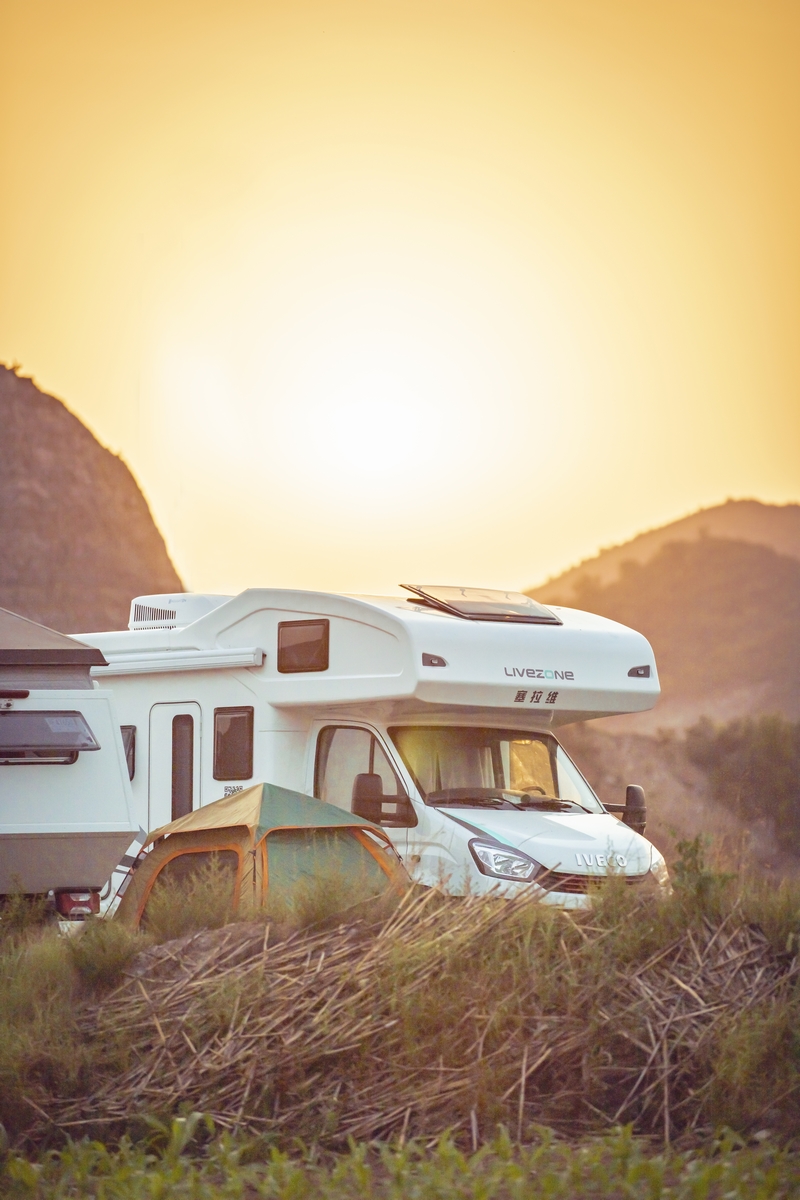 適合一家人的旅居房車，自由炮房車