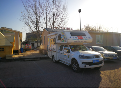 你沒看錯(cuò)，歡迎來到2012年的房車世界！