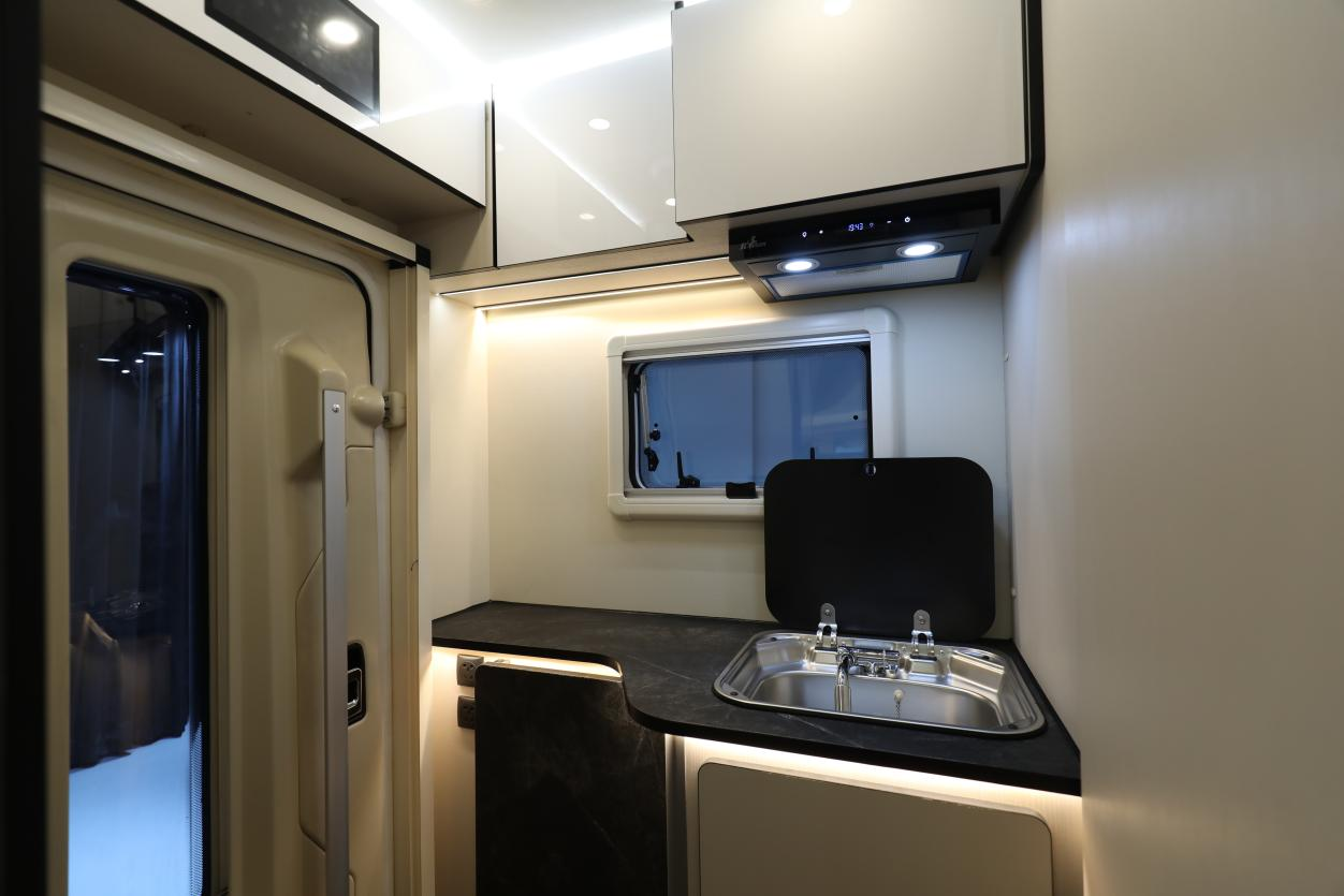 售價(jià)公布l自由炮C耀目上市！