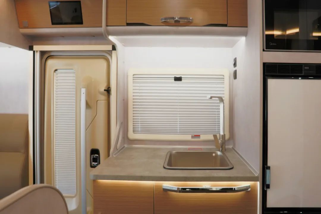 向“偽性價(jià)比”房車出擊，第五代塞拉維來襲！